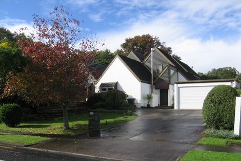 Photo of property in 130 Fisher Parade, Sunnyhills, Auckland, 2010