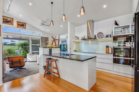 Photo of property in 21 Barbados Way, One Tree Point, 0118