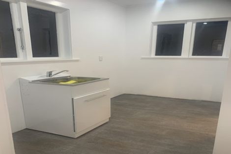 Photo of property in 15 Liverpool Street, Miramar, Wellington, 6022