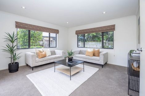 Photo of property in 17 Innswood Place, Rototuna North, Hamilton, 3210