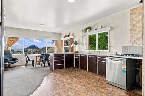 Photo of property in 41 Seaview Road, Otumoetai, Tauranga, 3110