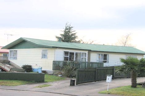 Photo of property in 6 Clancy Place, Nawton, Hamilton, 3200