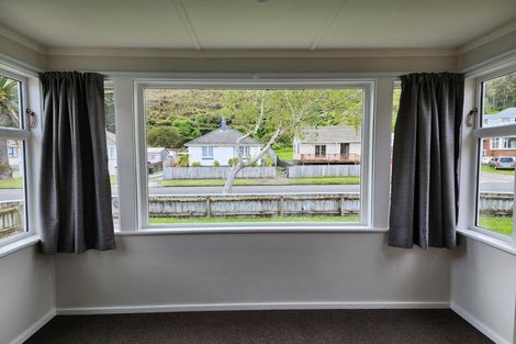 Photo of property in 151 Waddington Drive, Naenae, Lower Hutt, 5011