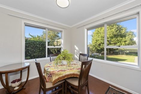 Photo of property in 11 Fiona Place, Dinsdale, Hamilton, 3204