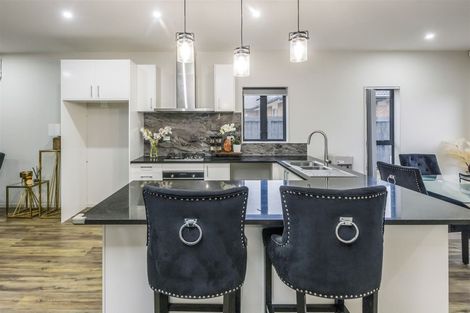 Photo of property in 11d Kent Road, Manurewa, Auckland, 2102