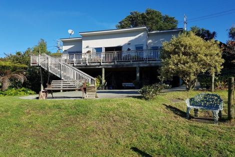 Photo of property in 1091 Cove Road, Langs Beach, Waipu, 0582