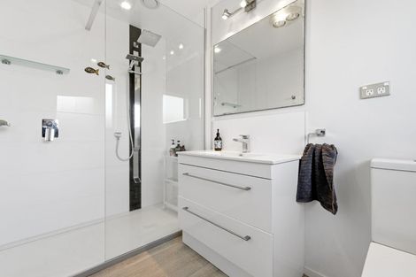 Photo of property in 5 Ocean Crest, Papamoa Beach, Papamoa, 3118