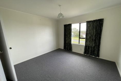 Photo of property in 12 Sumich Place, West Harbour, Auckland, 0618