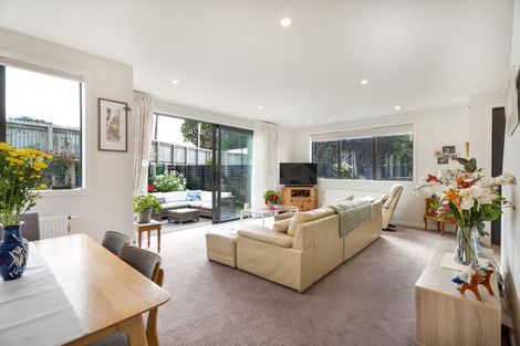 Photo of property in 2 Skysail Lane, Whitby, Porirua, 5024