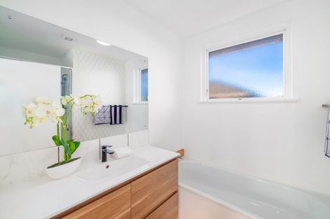 Photo of property in 40 Inwoods Road, Parklands, Christchurch, 8083