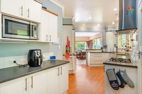 Photo of property in 59 Manuka Street, Stokes Valley, Lower Hutt, 5019