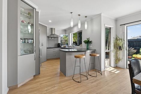 Photo of property in 3 Shaun Close, Papamoa Beach, Papamoa, 3118