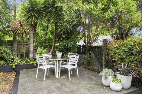 Photo of property in 512a West Coast Road, Oratia, Auckland, 0604