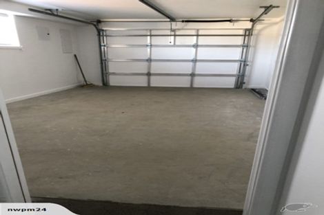 Photo of property in 28 Ridge Road, Howick, Auckland, 2014