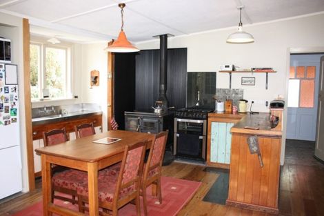 Photo of property in 3 Adolphus Street, Norsewood, 4974