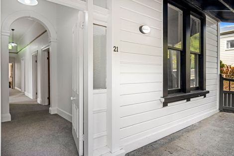 Photo of property in 21 Portal Street, Durie Hill, Whanganui, 4500
