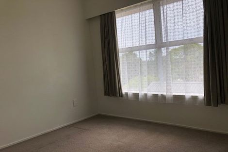 Photo of property in 2/19 Park Hill Road, Birkenhead, Auckland, 0626