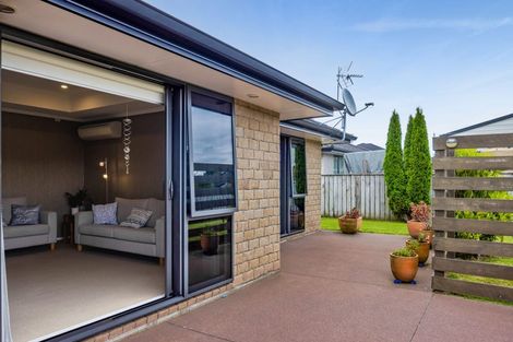 Photo of property in 12 Mercade Close, Stratford, 4332