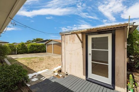 Photo of property in 5 Sophora Place, Parklands, Christchurch, 8083