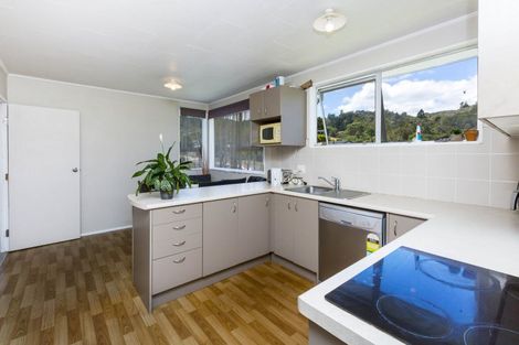 Photo of property in 83 Norana Road, Timberlea, Upper Hutt, 5018