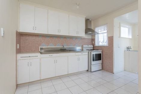 Photo of property in 2/70 Station Road, Papatoetoe, Auckland, 2025