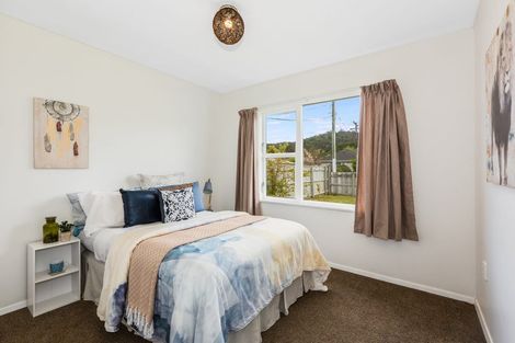 Photo of property in 42 Donnelley Drive, Wainuiomata, Lower Hutt, 5014