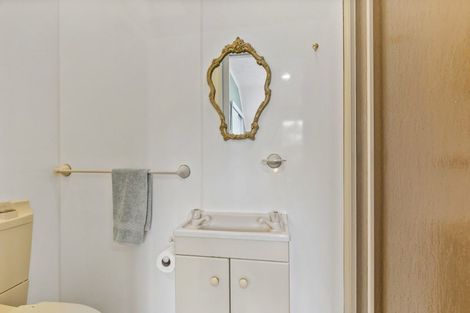 Photo of property in 4/9 Tawa Street, Tawa, Wellington, 5028