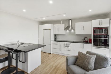 Photo of property in 36 Telstar Place, Beach Haven, Auckland, 0626
