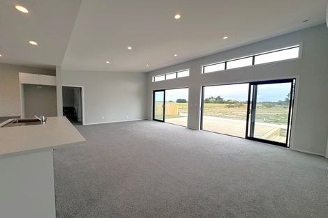 Photo of property in 10 Phillips Street, Sanson, 4817