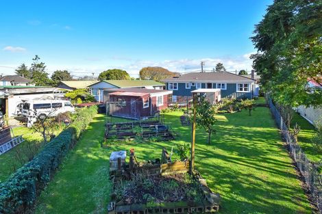 Photo of property in 10 Edinburgh Avenue, Rosehill, Papakura, 2113