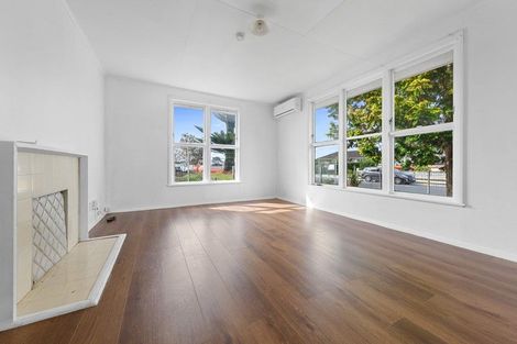 Photo of property in 4 Winthrop Way, Mangere East, Auckland, 2024