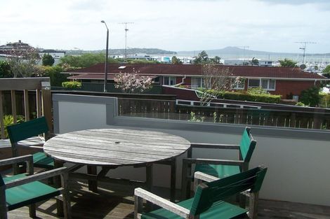 Photo of property in 1/7 Endymion Place, Half Moon Bay, Auckland, 2012