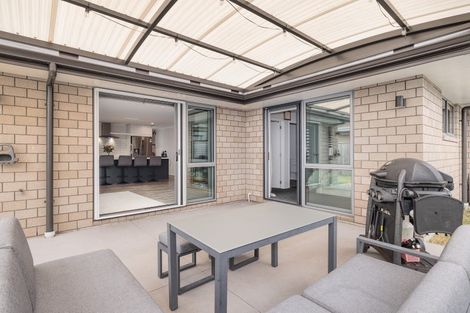 Photo of property in 9 Colpoma Close, Papamoa Beach, Papamoa, 3118