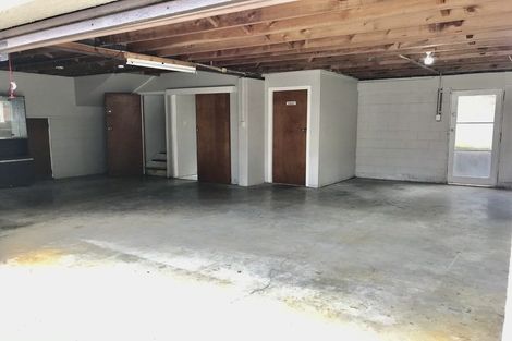 Photo of property in 71 Lawrence Crescent, Hillpark, Auckland, 2102