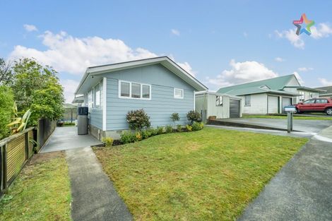 Photo of property in 18 Tarras Grove, Kelson, Lower Hutt, 5010