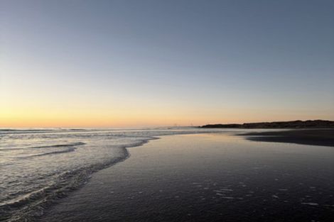 Photo of property in 17 Coleman Avenue, Waverley, 4591