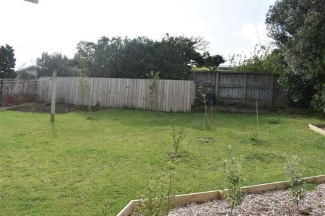 Photo of property in 9 Pomare Place, Spotswood, New Plymouth, 4310