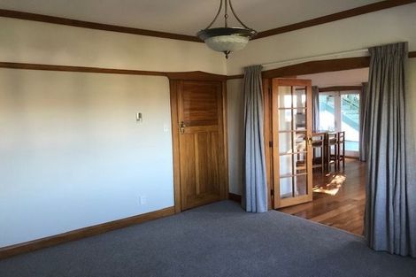 Photo of property in 18 Raroa Road, Kelburn, Wellington, 6012