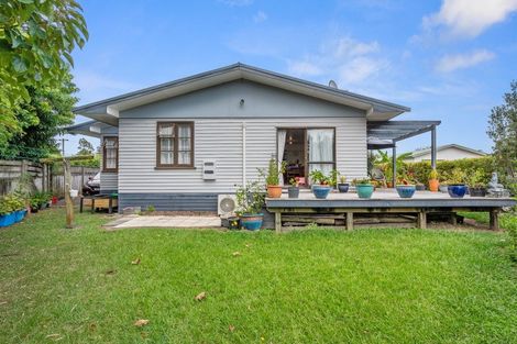 Photo of property in 130a Awaroa Road, Helensville, 0800