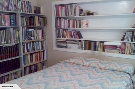 Photo of property in 42 Kamahi Street, Stokes Valley, Lower Hutt, 5019