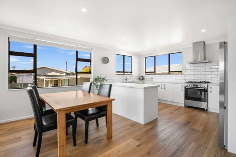 Photo of property in 23 Glendale Crescent, Holmes Hill, Oamaru, 9401