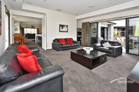 Photo of property in 70 Bluestone Drive, Parklands, Christchurch, 8083