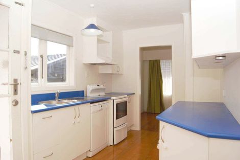 Photo of property in 54 Kervil Avenue, Te Atatu Peninsula, Auckland, 0610