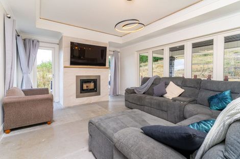 Photo of property in 38 Waldron Crescent, Green Island, Dunedin, 9018