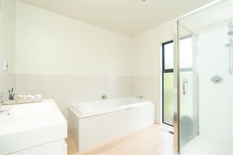 Photo of property in 9a Dalethorpe Avenue, Fairfield, Hamilton, 3214