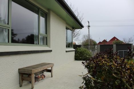 Photo of property in 52 John Street, Winton, 9720