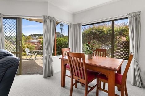Photo of property in 27 Beaufort Mews, Taradale, Napier, 4112