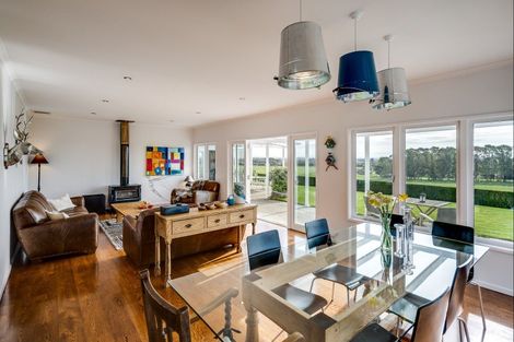 Photo of property in 515 Middle Road, Poukawa, Hastings, 4172