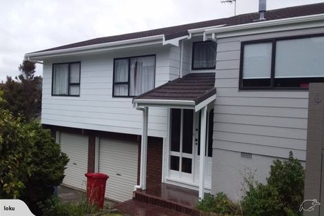 Photo of property in 79 Victory Crescent, Tawa, Wellington, 5028