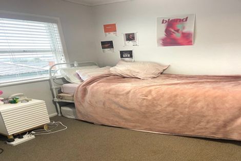 Photo of property in 10 Fordham Street, Beach Haven, Auckland, 0626